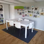With 3 Bedrooms Osterhever